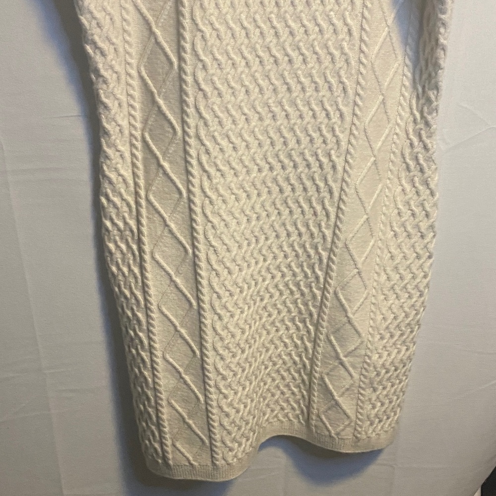 H&M Cream Cable Knit Mini Dress - Picture 3 of 10